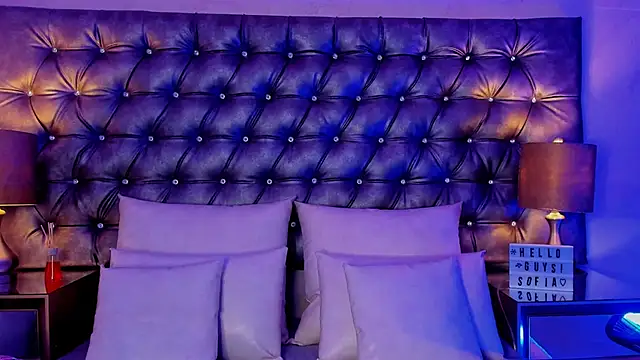 Sofia-Venegas online show from 05/10/26, 12:10