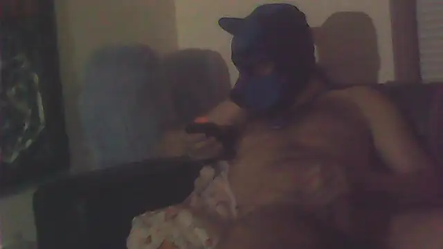 Snapshot of HungPupNyx chatting on 04/21/26, 02:51 HungPupNyx online show from 04/21/26, 02:51