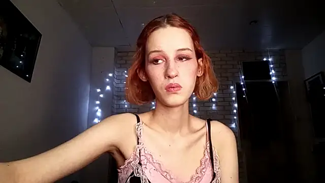 SirenFrost online show from 05/30/26, 01:41
