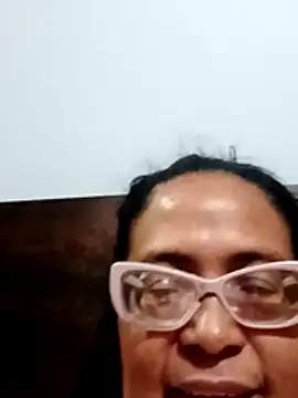 sexymomsn online show from 04/04/26, 11:57