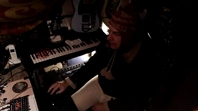 Snapshot of nicobite007 chatting on 03/22/26, 07:56 nicobite007 online show from 03/22/26, 07:56