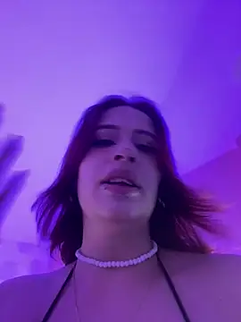 Snapshot of steffmontespink18 chatting on 05/06/26, 01:38 steffmontespink18 online show from 05/06/26, 01:38