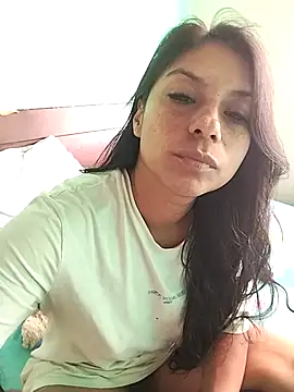 Snapshot of AngelicaStorms chatting on 04/20/26, 02:31 AngelicaStorms online show from 04/20/26, 02:31
