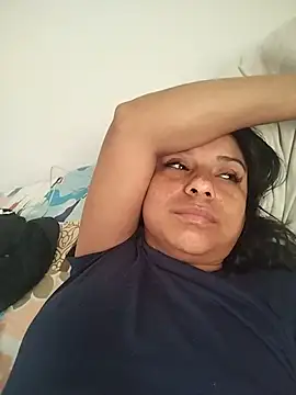 Snapshot of AngelicaStorms chatting on 07/19/26, 01:26 AngelicaStorms online show from 07/19/26, 01:26
