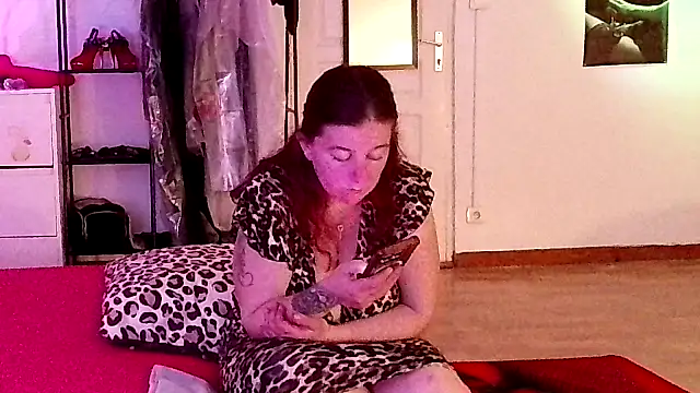 Snapshot of C0chonne59_ chatting on 04/02/26, 09:34 C0chonne59 online show from 04/02/26, 09:34