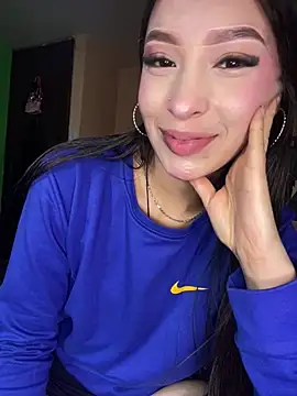 Snapshot of Itze_Mua chatting on 05/21/26, 09:33 Itze Mua online show from 05/21/26, 09:33
