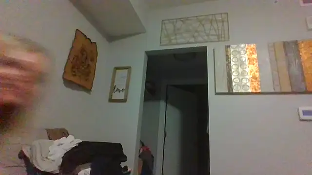 Snapshot of Britneycherry chatting on 07/02/26, 04:07 Britneycherry online show from 07/02/26, 04:07