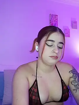 Snapshot of martina_connor1 chatting on 05/20/26, 04:46 martina connor1 online show from 05/20/26, 04:46