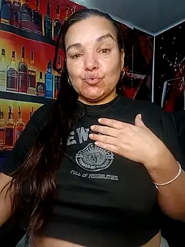 Snapshot of Zuleyka_69 chatting on 04/01/26, 01:23 Zuleyka 69 online show from 04/01/26, 01:23