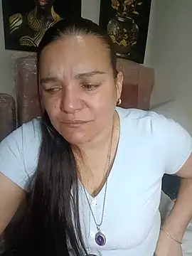 Snapshot of Zuleyka_69 chatting on 06/21/26, 09:17 Zuleyka 69 online show from 06/21/26, 09:17
