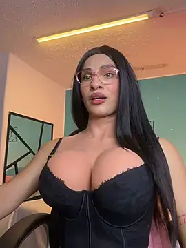 Honey  kiss online show from 06/14/26, 02:24