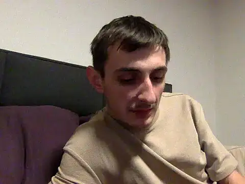 Snapshot of rmarcu01 chatting on 03/22/26, 01:20 rmarcu01 online show from 03/22/26, 01:20