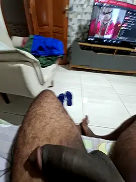 Snapshot of marrom33 chatting on 03/24/26, 02:00 marrom33 online show from 03/24/26, 02:00