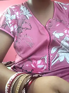 Snapshot of itz-priya chatting on 04/16/26, 11:00 itz-priya online show from 04/16/26, 11:00