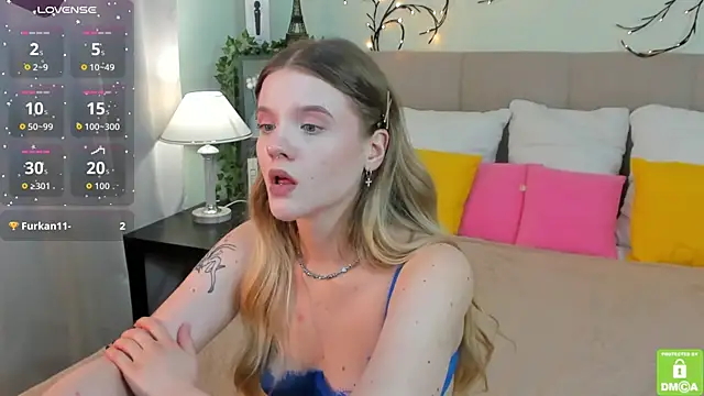 Emma peach online show from 07/14/26, 10:21