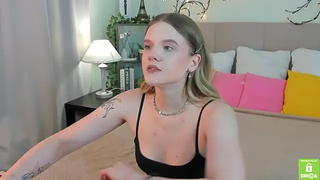 Emma peach online show from 07/15/26, 07:35