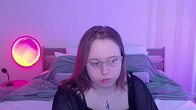 SelenaLily online show from 04/05/26, 02:58