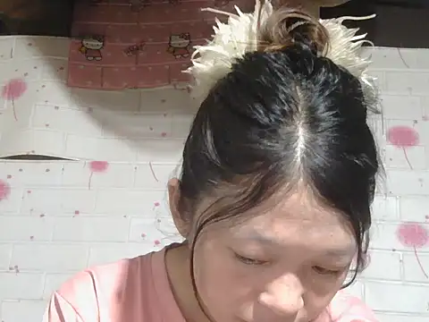 Snapshot of kimori66 chatting on 04/14/26, 11:49 kimori66 online show from 04/14/26, 11:49