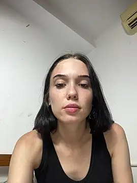 Snapshot of icedrosemarye chatting on 07/22/26, 06:32 icedrosemarye online show from 07/22/26, 06:32