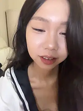jolie 33 online show from 04/30/26, 12:33