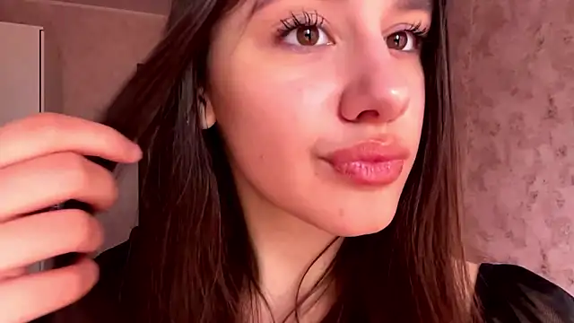 Snapshot of SO_Sofi chatting on 03/23/26, 06:39 SO Sofi online show from 03/23/26, 06:39