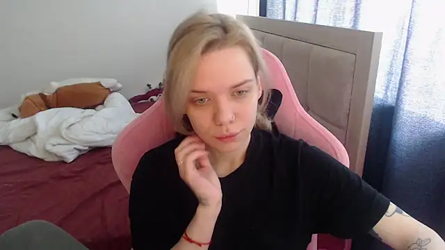 Snapshot of TenderChloe chatting on 06/08/26, 08:58 TenderChloe online show from 06/08/26, 08:58