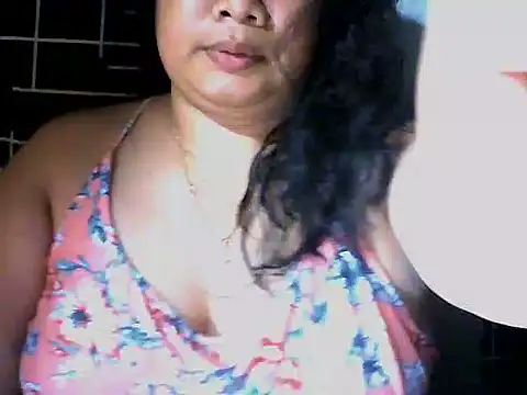 Snapshot of wild_Joan chatting on 06/06/26, 01:49 wild Joan online show from 06/06/26, 01:49