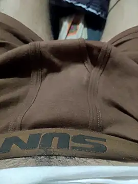 Snapshot of classicraaz chatting on 04/23/26, 12:29 classicraaz online show from 04/23/26, 12:29