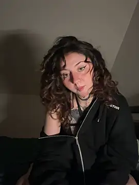 milou xtx online show from 04/14/26, 07:31