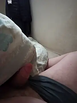 Snapshot of mardae chatting on 04/07/26, 04:40 mardae online show from 04/07/26, 04:40