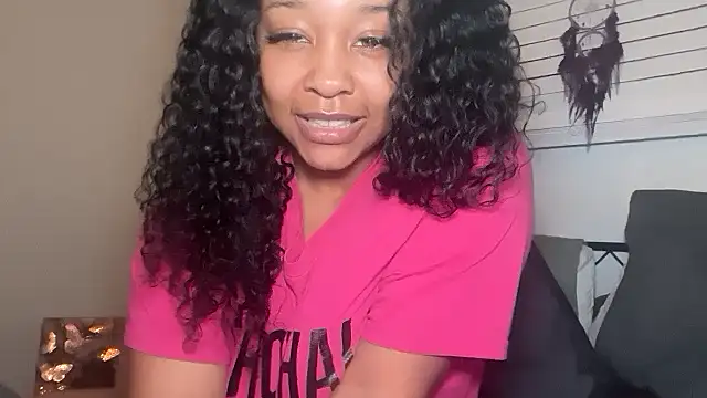 Yourmommysilk online show from 04/25/26, 12:08
