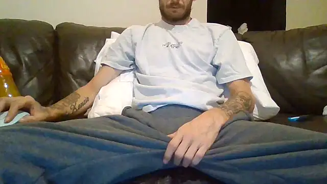 Snapshot of feetlovrr94 chatting on 06/07/26, 10:57 feetlovrr94 online show from 06/07/26, 10:57