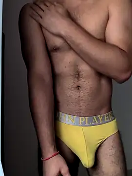 Snapshot of handsome-hunky chatting on 05/09/26, 10:42 handsome-hunky online show from 05/09/26, 10:42