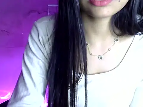 Snapshot of mahi_thakur0 chatting on 04/03/26, 06:17 mahi thakur0 online show from 04/03/26, 06:17