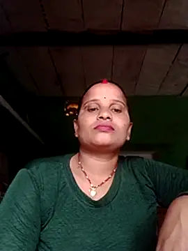 Snapshot of Shivani09900 chatting on 07/02/26, 02:44 Shivani09900 online show from 07/02/26, 02:44