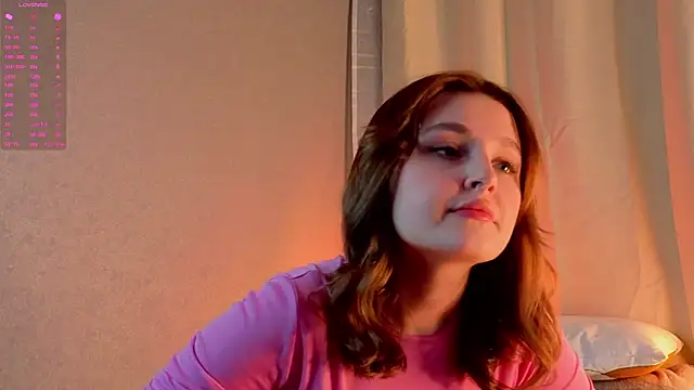 Snapshot of LorriMonz chatting on 05/26/26, 01:56 LorriMonz online show from 05/26/26, 01:56