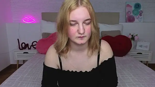 Angel Ari online show from 03/23/26, 02:21