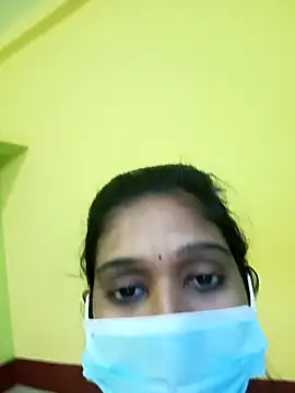 Snapshot of bannerjeesneha20 chatting on 03/31/26, 12:16 bannerjeesneha20 online show from 03/31/26, 12:16