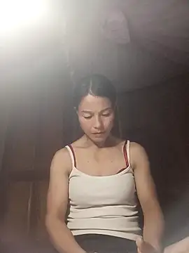 Snapshot of -Numin- chatting on 04/16/26, 11:33 -Numin- online show from 04/16/26, 11:33