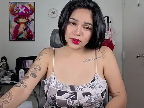 Snapshot of monicaconde chatting on 04/21/26, 05:25 monicaconde online show from 04/21/26, 05:25
