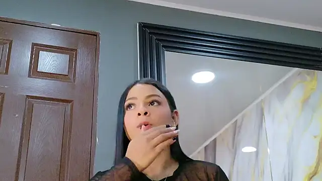Snapshot of LindaFrancoo chatting on 05/12/26, 02:47 LindaFrancoo online show from 05/12/26, 02:47