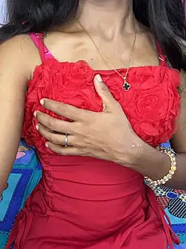 Snapshot of Baby_pari1 chatting on 07/06/26, 06:32 Baby pari1 online show from 07/06/26, 06:32