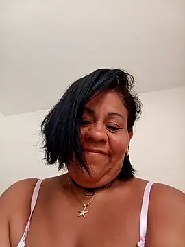 Snapshot of Veronica_missbigg chatting on 04/19/26, 06:10 Veronica missbigg online show from 04/19/26, 06:10