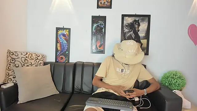 sweet rose72 online show from 05/08/26, 01:44