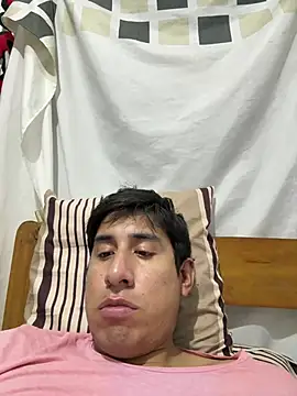Snapshot of Adanxho chatting on 07/01/26, 02:13 Adanxho online show from 07/01/26, 02:13