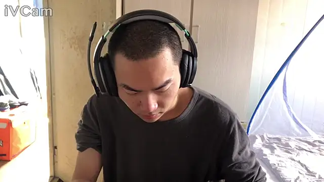 dyjdddttj online show from 03/28/26, 02:33