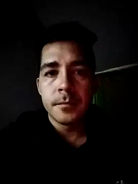 Snapshot of Gabriel_leon33 chatting on 07/02/26, 08:26 Gabriel leon33 online show from 07/02/26, 08:26