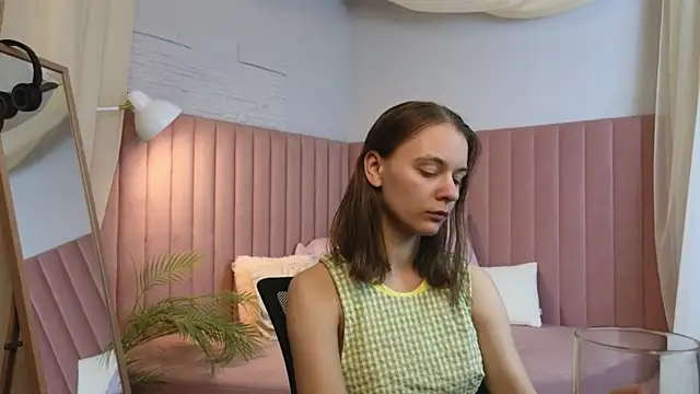 emma chaser online show from 05/05/26, 01:46