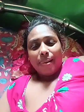 Snapshot of puja560 chatting on 06/15/26, 08:27 puja560 online show from 06/15/26, 08:27