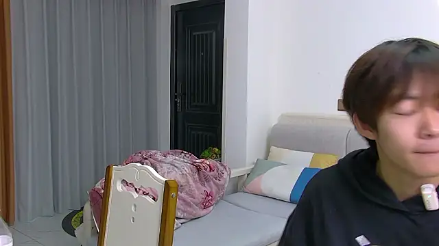 buding-001 online show from 03/25/26, 10:10